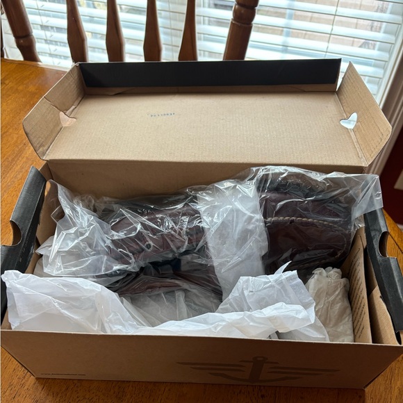 Men’s brand new in box Dockers boat shoes - Picture 3 of 8